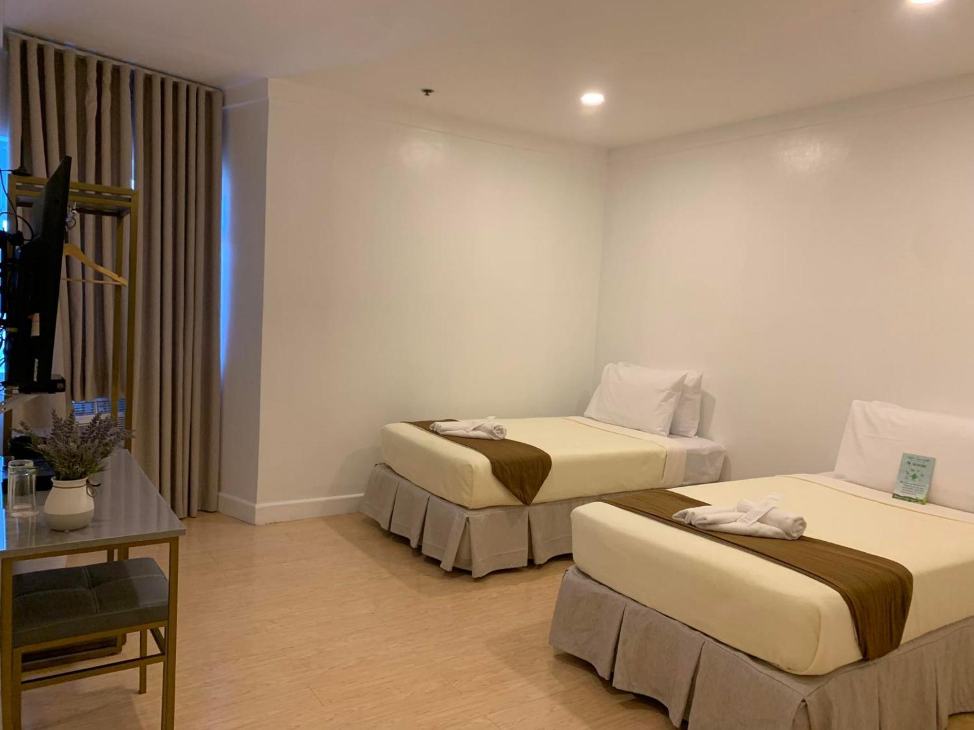 Iloilo Grand Hotel Luaran gambar