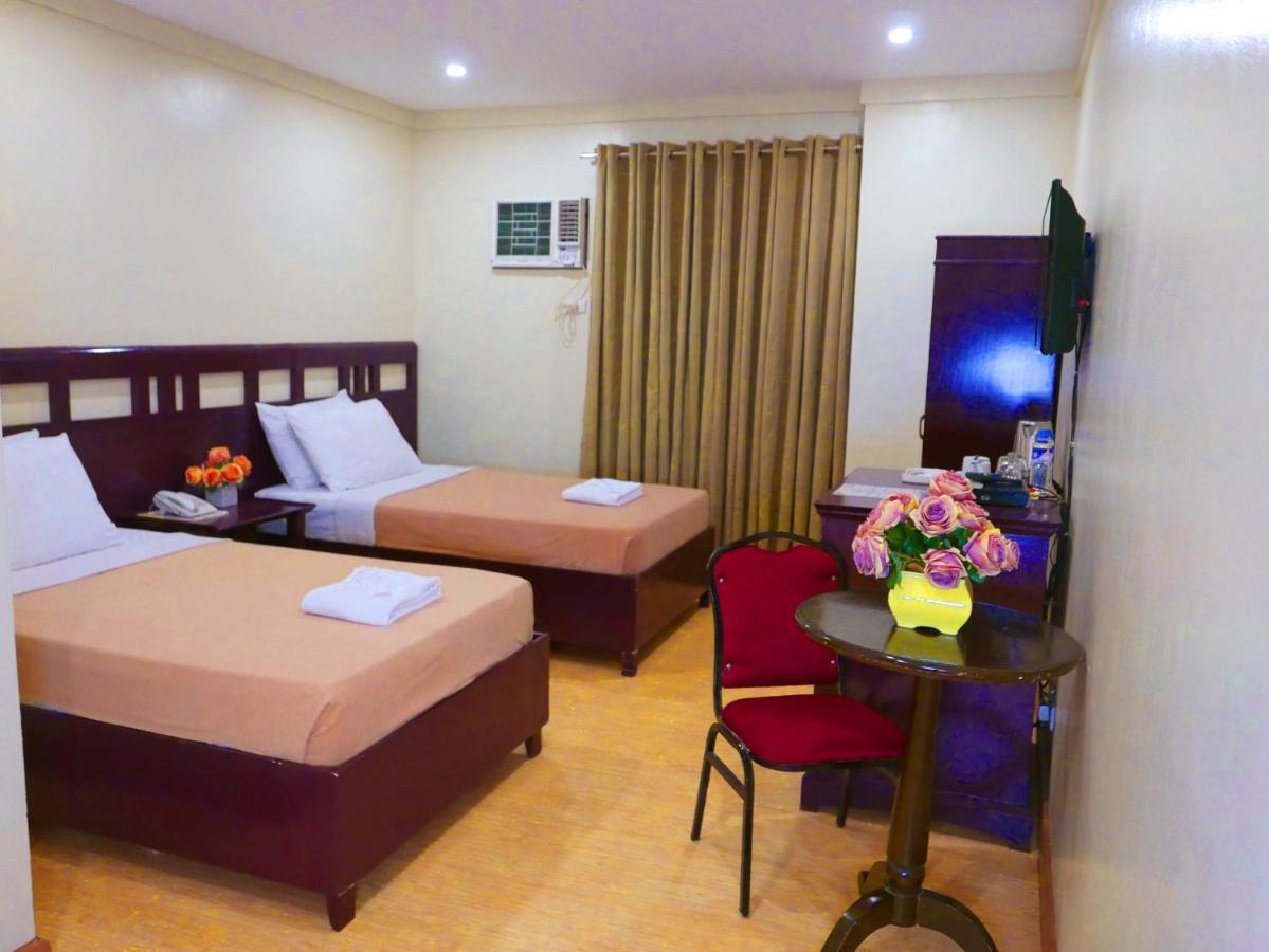 Iloilo Grand Hotel Luaran gambar